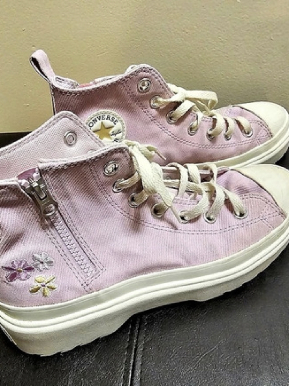 Converse Chuck Taylor All Star High Top Sneakers Pink US 5.5